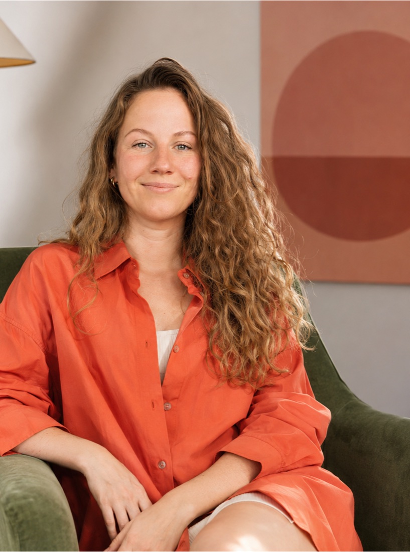 Portret van Ilona in gesprek